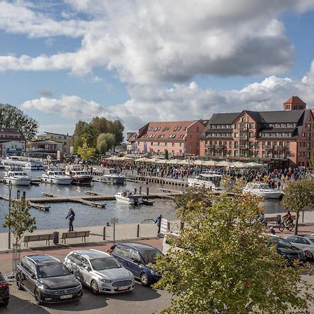 Altstadtapartment Carli- Komfortable Ferienwohnung Im Herzen Von Waren Waren  Exterior photo